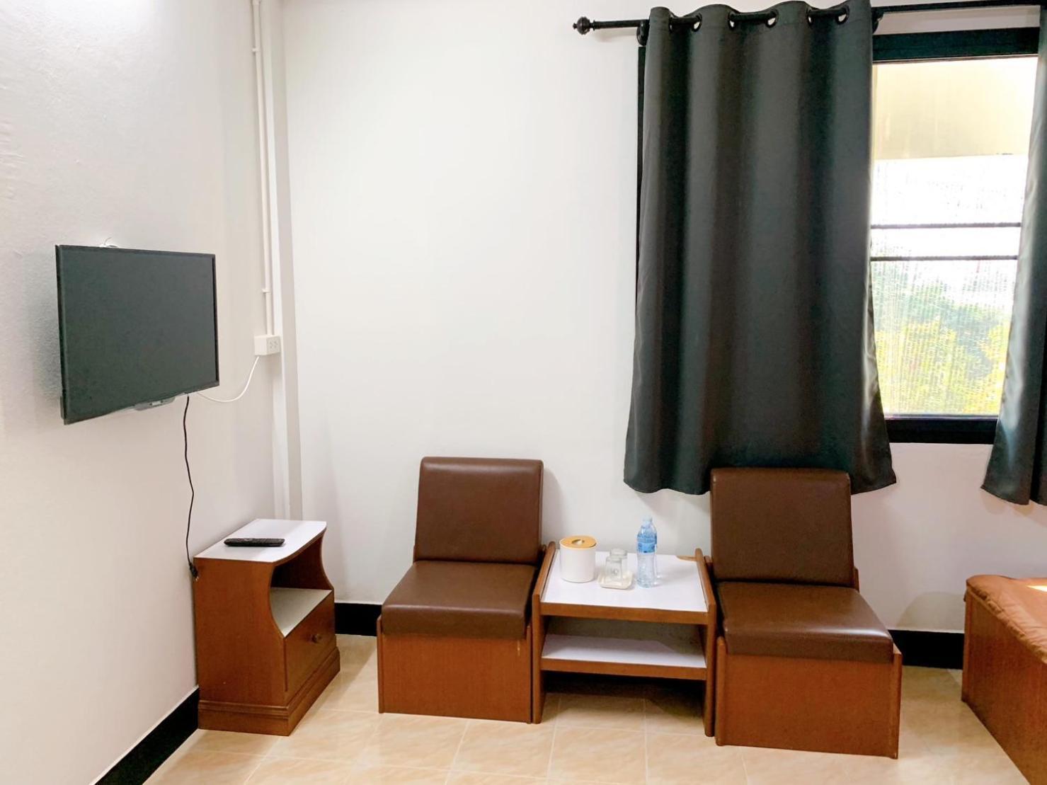 Tokyo Hotel Nakhonratchasima Dış mekan fotoğraf