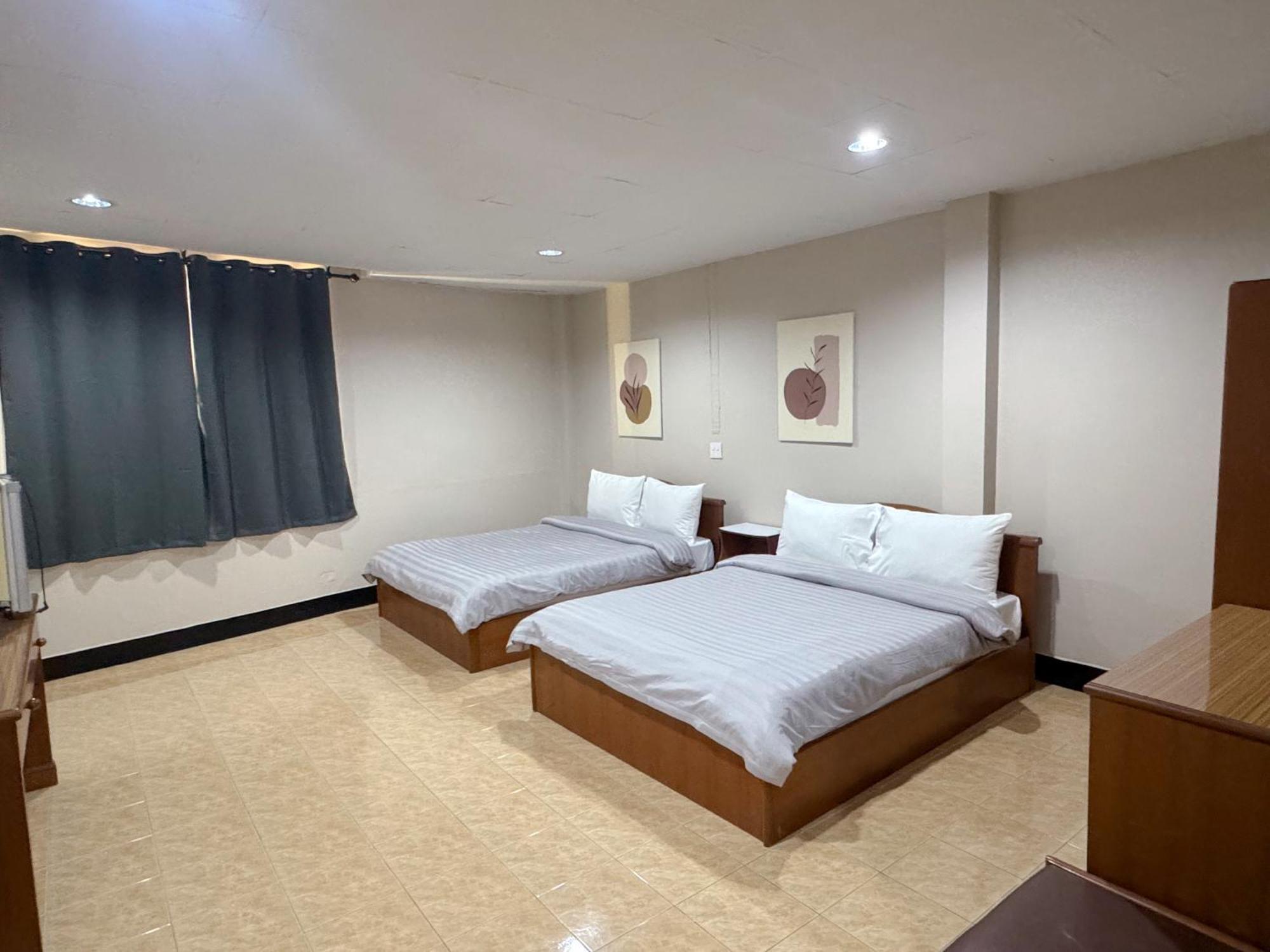 Tokyo Hotel Nakhonratchasima Dış mekan fotoğraf
